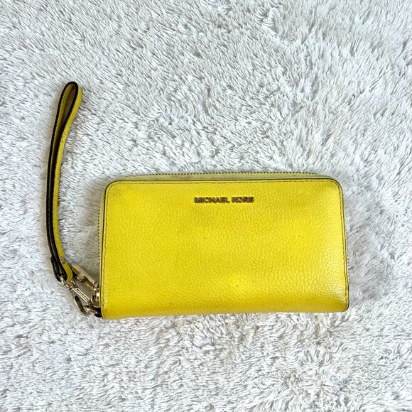 Michael Kors Wallet - Picture 1 of 3